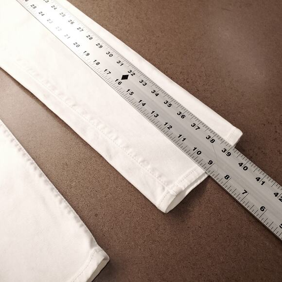 7 For All Mankind Slim Cigarette Jeans Wmns 29 White Tapered Clean Resort Summer - Picture 6 of 13